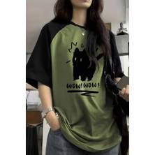 Moonstyle Collection Isra Ayyıldız Moonstar Collection Siyah Raglan Yeşil Wow! Wow! Cat Y2K Unisex T-Shirt