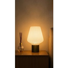 Amor Modern Abajur – Dekoratif Masa Lambası | E27 Uyumlu | 9W LED Ampul Hediyeli