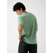 Guess Jeans Yeşil Erkek T-Shirt M6GIB7K8HM0-G8FR Yeşil T-Shirt