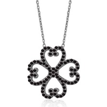 Emiliano Jewellery Siyah Zirkon Taşlı Pırlanta Montür Kalp Desenli Çiçek Rodium Kaplama Gümüş Kolye