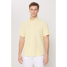 Altınyıldız Classics Erkek Sarı Slim Fit Dar Kesim Gizli Düğme Yaka Kısa Kollu Gömlek