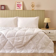 Matmel Soft Çift Kişilik Ince Microfiber Yorgan - Beyaz - 195X215 cm