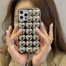 Darkom Iphone 15 Pro Uyumlu Kalp Desenli Darbe Emici Özelliğe Sahip Kılıf