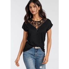 Mamayaga Kadın Dantel ve Fermuar Yaka Kısa Kol Yakası Güpür Detay Şık Tshirt Bluz