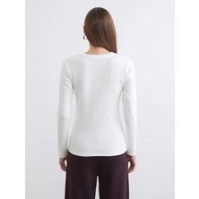 LC Waikiki Beyaz Bisiklet Yaka Kadın Body