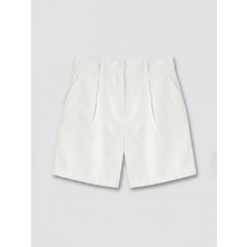 LC Waikiki Beyaz Loose Fit Pileli Kadın Şort