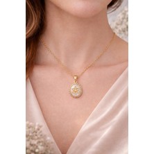 Sylvera Shop Sedefli Çiçek Motifli Vintage Çelik Kolye (Gold Renk)