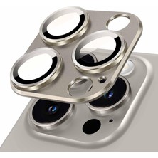 Peri Store 15 Pro / 15 Pro Max ile Uyumlu Tek Parça Alüminyum Kamera Lens Koruyucu - Darbeye Dayanıklı, Güçlü Yapışkanlı, Kılıf Dostu Metal Temperli Cam Kamera Kapağı - Natürel Titanyum