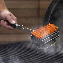 Peri Store Oklahoma Joe's 1517365R06 Blacksmith Combo Izgara Fırçası, Değiştirilebilir Naylon ve Çelik Yün Başlıklı, Gümüş ve Siyah