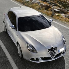 Peri Store Ön Cam Silecek Takımı 60X45CM Alfa Romeo Giulietta ile Uyumlu 2011-2020