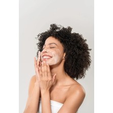 Glowon Vegan İçerikli Salisilik Asit (BHA) Peeling Etkili Yüz Temizleme Jeli 150 ml Tüm Cilt Tipleri İçin