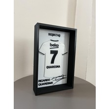 Reborn 3D Ricardo Quaresma Imzalı Forma Tablo 3D Çerçeveli Dekoratif Tablo 14X22 cm
