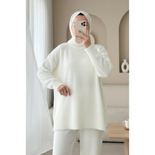 Moda Morfo Yuvarlak Yaka Salaş Yumoş Triko  Kazak  -Beyaz