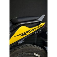 Banxtre Tvs Raider 125 Için Arka Sele Altı Grenaj Için Raider Yazılı Sarı Kaplama Sticker (Sağ ve Sol)
