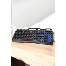 Uravas Store LED Işıklı Oyuncu Klavye USB Girişli Rgb Işıklı Q Klavye Mouse Hediyeli