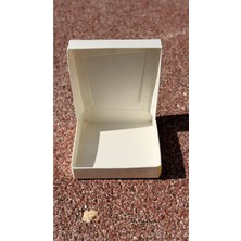 Orbak Kağıtçılık Beyaz Karton Takı Kutusu – Kolye, Bileklik ve Set Için Kapaklı Model 9,5 x 9,5 x 2 cm 25 Adet