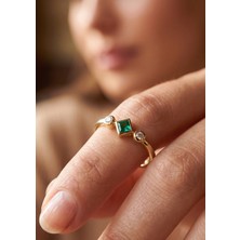 0.02 Karat Pırlantalı Zümrüt Hafif Yüzük PY1493-5