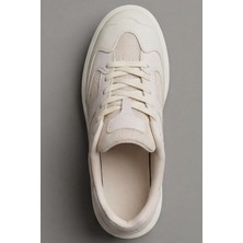 Liarca Urban-Strike Hybrid Beyaz Unisex Sneaker - Yüksek Tutuşlu Dalgalı Tabanlı ve Nefes Alabilen File Detaylı Günlük Spor Ayakkabı