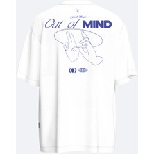 Fandr Studio Beyaz Oversize Out Of Mind Unisex T-Shirt