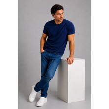 Le Touche Erkek Slim Fit Dar Kesim Likralı Vücuda Oturan Yumuşak Dokulu Bisiklet Yaka Tişört