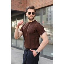 Madmext Kahverengi Bisiklet Yaka Regular Fit Triko Erkek Tişört E7487