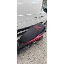 Utku Giyim Honda Forza Uyumlu Siyah Motosiklet Sele Kılıfı Kırmızı Logolu
