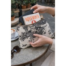Fiorbag El Yapımı Mavi Toile De Jouy Desenli 11 Inç Tablet Çantası Gündelik Çanta Kadın Çantası