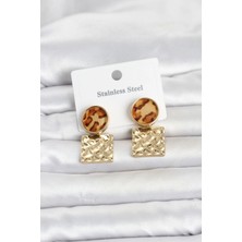 Uravas Store 316L Çelik Gold Renk Leopar Desenli Plaka Model Kadın Küpe