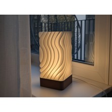 Antilop Modern Dalga Tasarımlı LED Gece Lambası – Dekoratif Masaüstü Ortam Aydınlatması | 3D Baskı