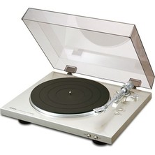 Denon DP-300 F Gümüş Pikap Yüksek Keskinlikte Alüminyum Kesit ile Klasik Tasarım