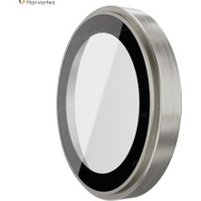 HBMB Store 15 Pro / 15 Pro Max ile Uyumlu Safir Kamera Lens Koruyucu - Alüminyum Çerçeveli, Hizalama Aparatlı, Su Geçirmez Glue Layer,%95+ Kristal Netlikte 9h Safir Cam - Natürel Titanyum
