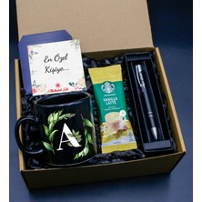 As Gift Kişiye Özel Siyah Kupa & Siyah Tükenmez Kalem & Starbucks Vanilla Latte Hediye Seti