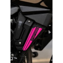 Banxtre Bajaj Pulsar NS200 Için Yan Radyatör Kapakları Için Bajaj Yazılı Sticker Seti (Sağ ve Sol)
