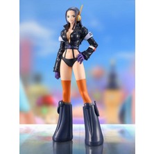 Banpresto One Piece - Egghead Nico Robin The Grandline Series Dxf Anime Figür