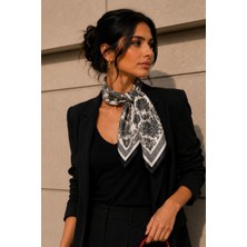 Afvente Arı Çiçek Desen Krem-Siyah Soft Bandana Fular 50X50 cm