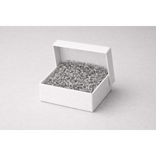 Orbak Kağıtçılık Beyaz Karton Takı Kutusu 9,5x9,5x2 cm – Kapaklı Model | 5 Adet + Gri Kırpık Kağıtlı