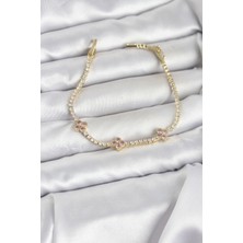 OEM Pembe Yonca Detaylı Zirkon Taşlı Gold Renk Pirinç Su Yolu Kadın Bileklik 5886 - 7815-9913
