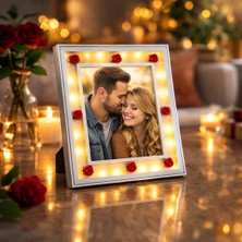 Dekoratif Işıklı Çiçekli Fotoğraf Çerçevesi 15X20