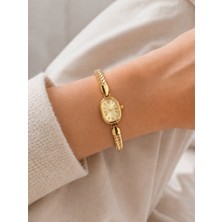 Boris Accessory Gold Renk Kadın Kol Saati Oval Kadran Roma Rakamlı Şık Bileklik Saat