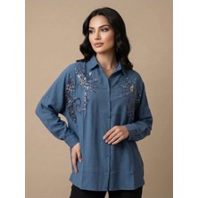 Crystalia Kot Mavisi Çiçek Motifli Payetli Şık Ofis Gömleği / Büyük Beden Uyumlu Oversize Tunik