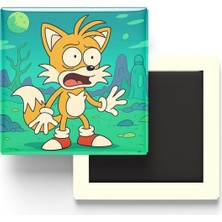 İberk Tails - 9x9 cm Baskılı Kare Buzdolap Magneti (Rozetli)