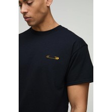 CC Collection Ataç Baskılı Siyah Oversize T-Shirt - Rahat ve Şık Tasarım