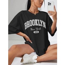 Kadın Brooklyn New York Baskılı Oversize Tshirt