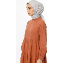 Ang-Scarf 95 x 95 Gümüş Renk Viora Desen Ipeksi Jakar Eşarp - Ağırlık Yapmaz - Dört Mevsim Kullanıma Uygun - Kayma Yapmaz