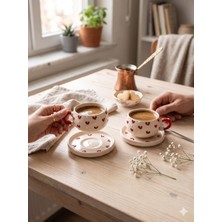 Homerest 2'li El Yapımı Kırmızı Kalp Seramik Tabaklı Türk Kahvesi Fincanı Desenli Hediyelik Kupa