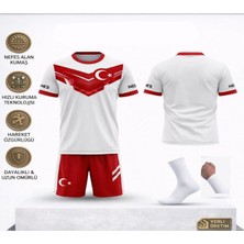 Yenteks Türkiye Milli Takım Özel Tasarım Beyaz-Kırmızı Çocuk Futbol Forması Takımı 4 Lü Set Forma+Şort+Çorap+Bileklik (Kod:02)