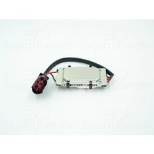 Parcaworld Wıscovw Touareg 2.5 R5 Tdı 3.0 V6 Tdı 4.2 5.0 Tdı 6.0 02 > Fan Kontrol Unıtesı 8EW351043241