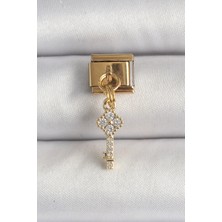 316L Çelik Gold Renk Sallantı Zirkon Taşlı Anahtar Model Nomination Charm 5886 - HS8365-1956