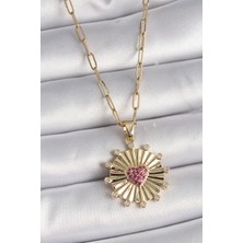 316L Çelik Gold Renk Pembe Zirkon Taşlı Kalp Işleme Madalyon Model Kadın Kolye - HS4731-7521