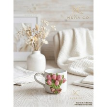 Nura Co Pembe Lale Buketi Kabartmalı Seramik Kahve Fincanı Dekoratif Kurdele Detaylı Şık Tasarım Fimc